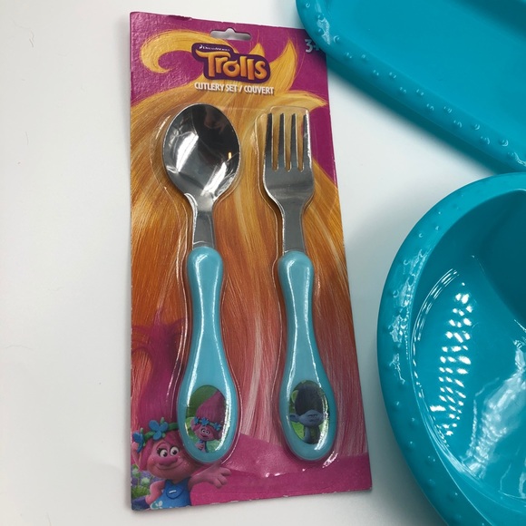 Trolls Movie Kids Dinnerware Set - Picture 3 of 4